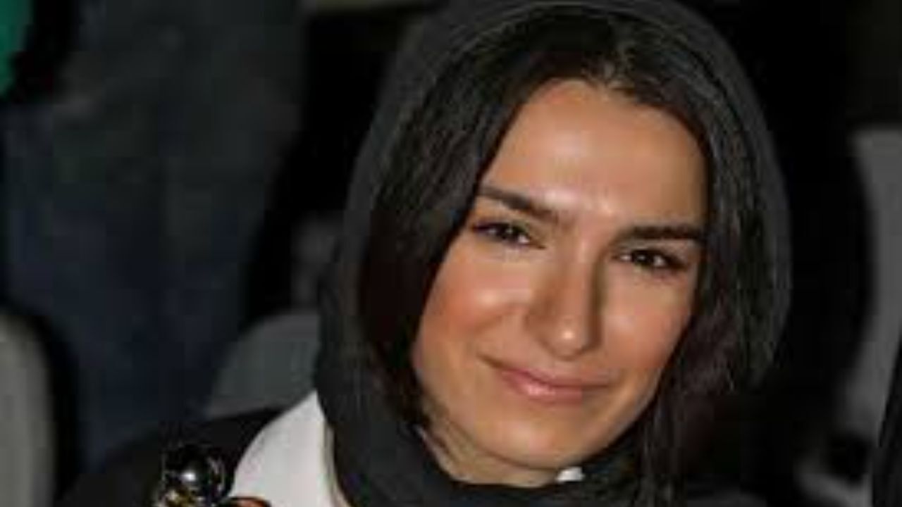 نوشین جعفری برای اجرای حکم بازداشت و راهی زندان قرچک شد