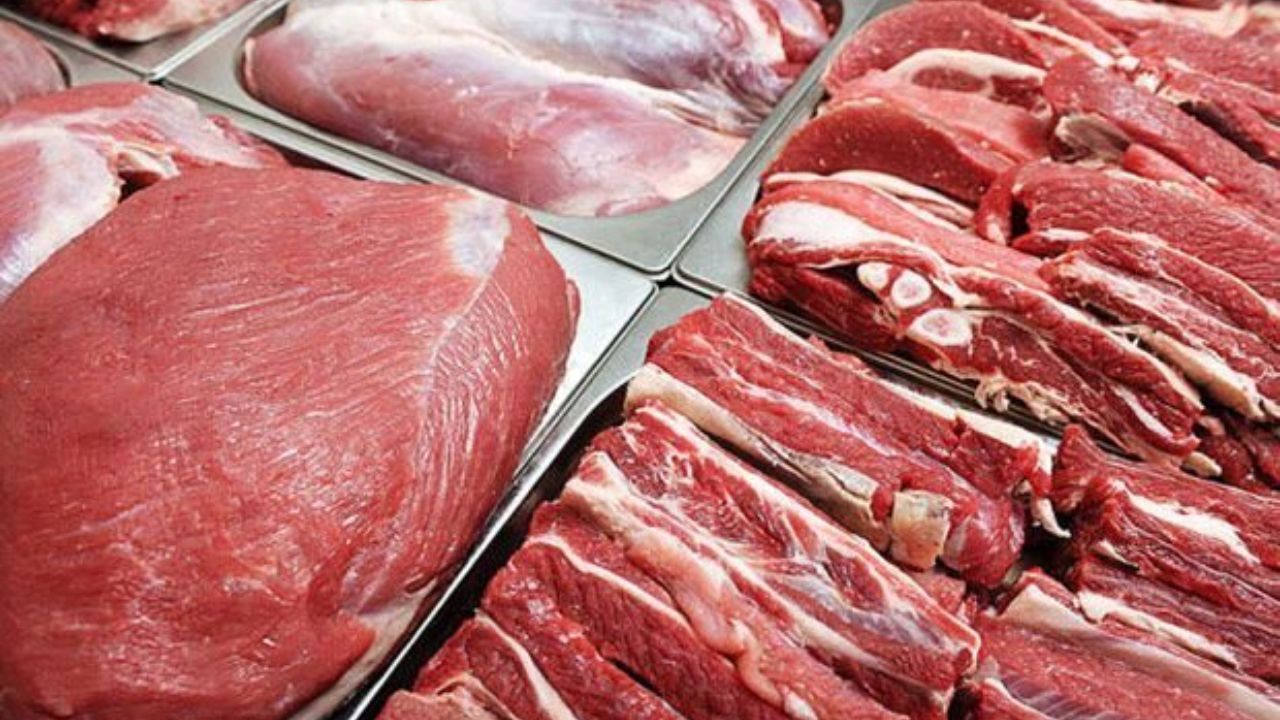 بارش برف و سرما، گوشت را گران کرد / قیمت هر کیلو شقه گوسفندی به 132 هزار تومان رسیده است