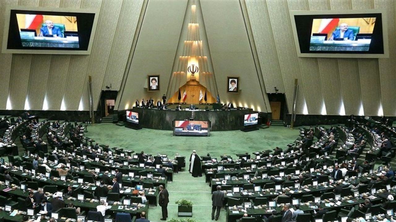 مجلس به بانک‌ها تجاری برای دادن تسهیلات به سرمایه گذاران مجوز داد