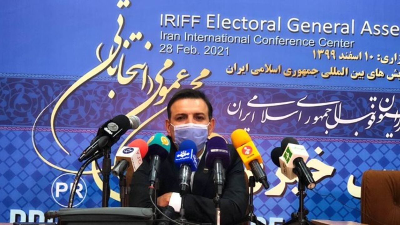 عزیزی خادم، رئیسی با حاشیه زیاد