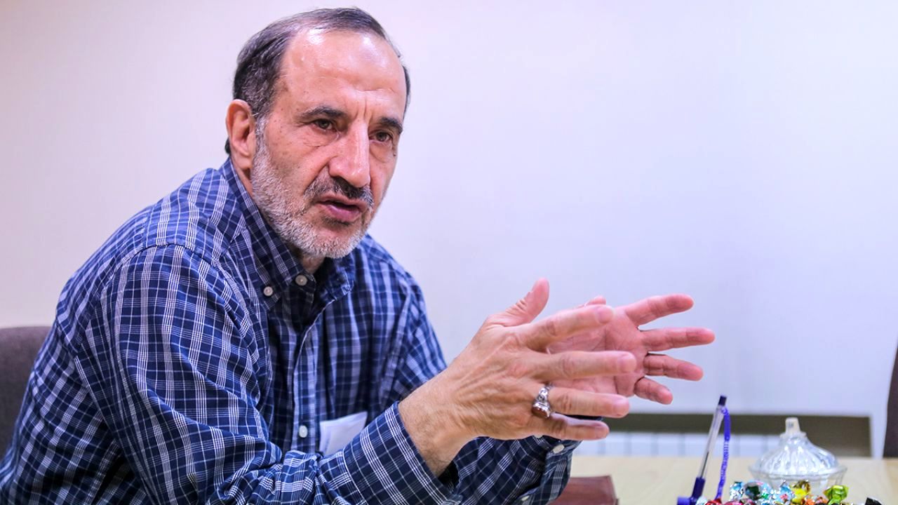 ‌نمی‌توانیم پیش‌بینی خوبی از آینده اقتصادی کشور در 1400 داشته باشیم / اقتصاد ایران ویروس گرفته و در بستر است