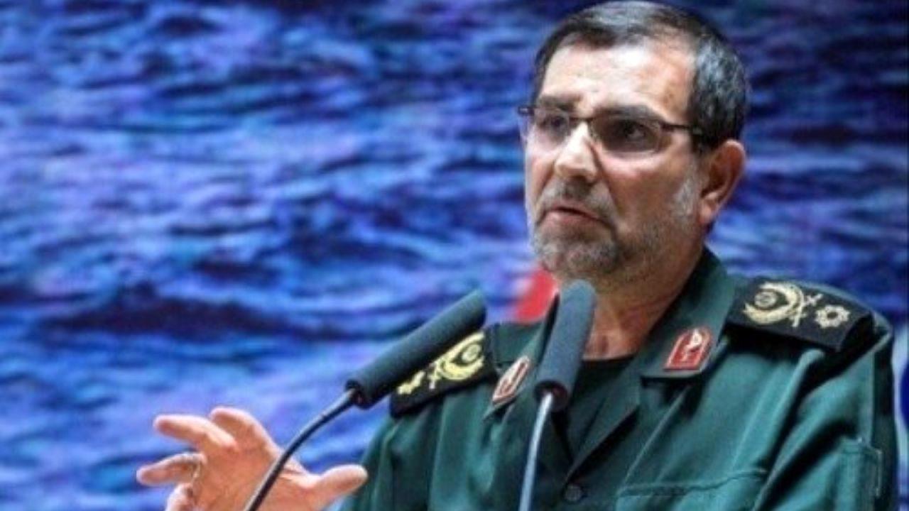 قدرت نمایی موشک های سپاه /سردار تنگسیری: تهدید را با تهدید جواب می‌دهیم /بُرد پهپادهای رزمی، شناسایی و تهاجمی ما فراتر از هزار کیلومتر است