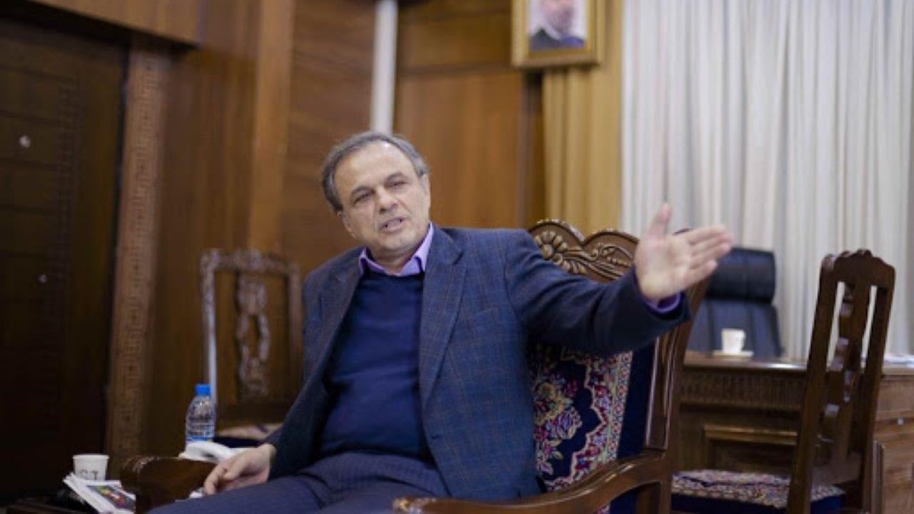 برخی قوانین مُخل تولید باید لغو شوند