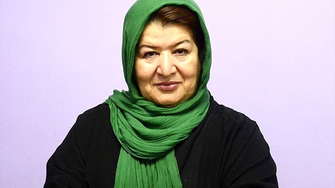 پوران درخشنده: آینده ایران درخشان است