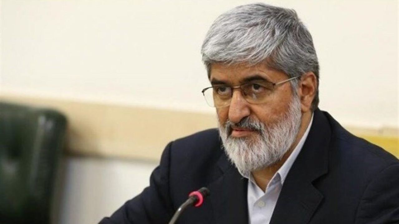 حضور زنان به عنوان نامزد ریاست جمهوری در انتخابات 1400 / مطهری: رجل سیاسی مصداق مرد نیست و زنان می‌توانند حضور داشته باشند