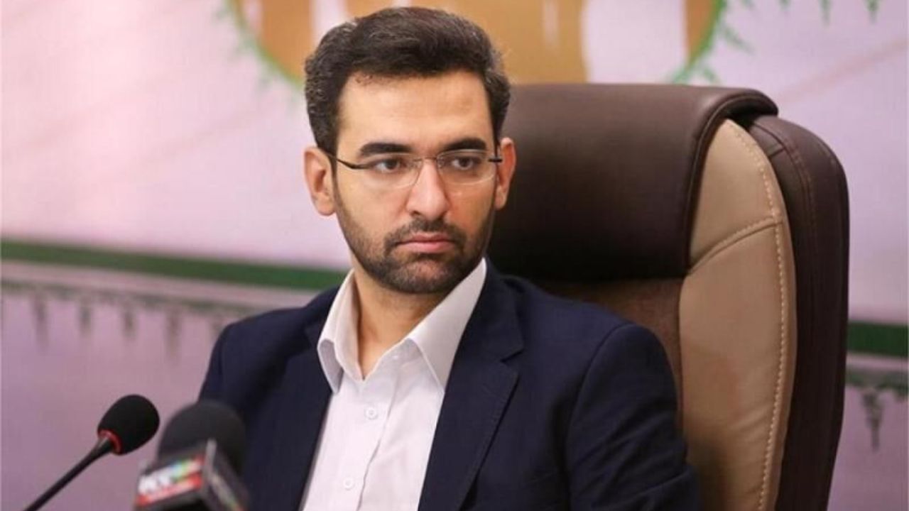 واکنش آذری‌جهرمی به ناراحتی صداوسیما از کلاب‌هاوس