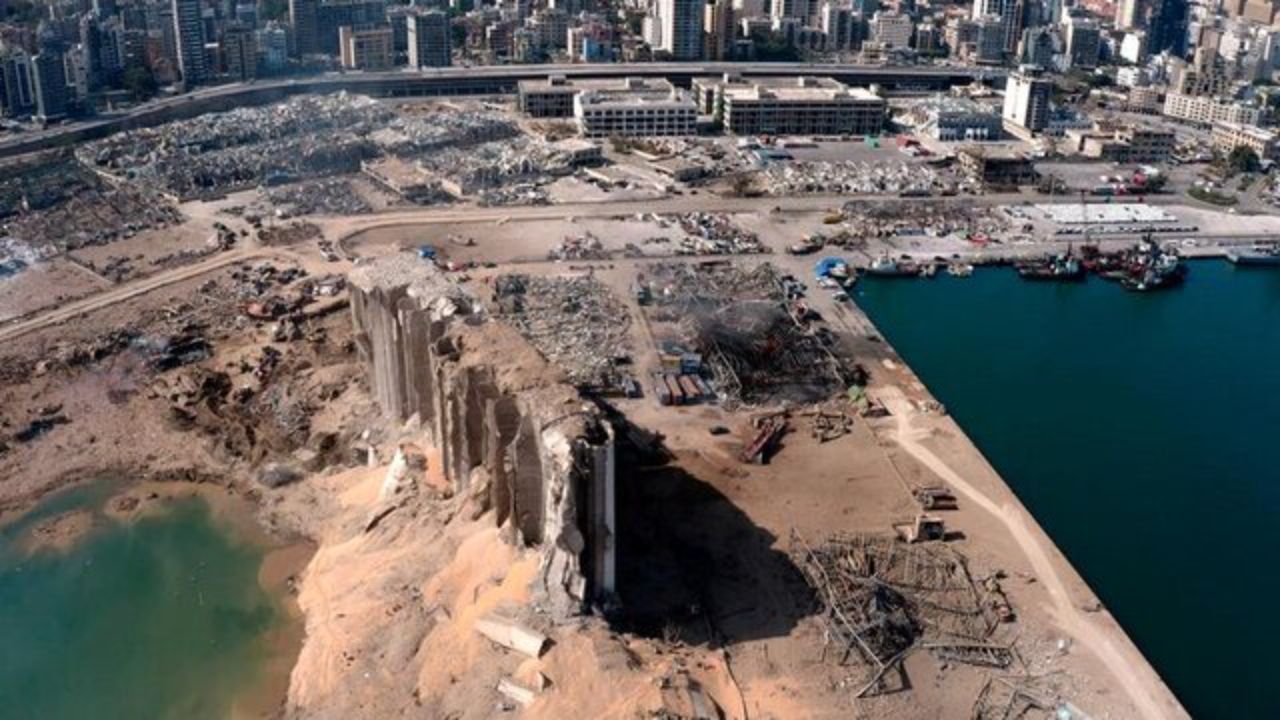فرانسه و اتحادیه اروپا تحریم سیاستمداران لبنانی را بررسی می‌کنند