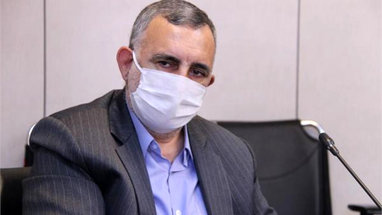 ستاد اقتصادی دولت باید هر چه زودتر در بازار کاغذ مساعدت کند تا این بازار دچار آشفتگی نشود
