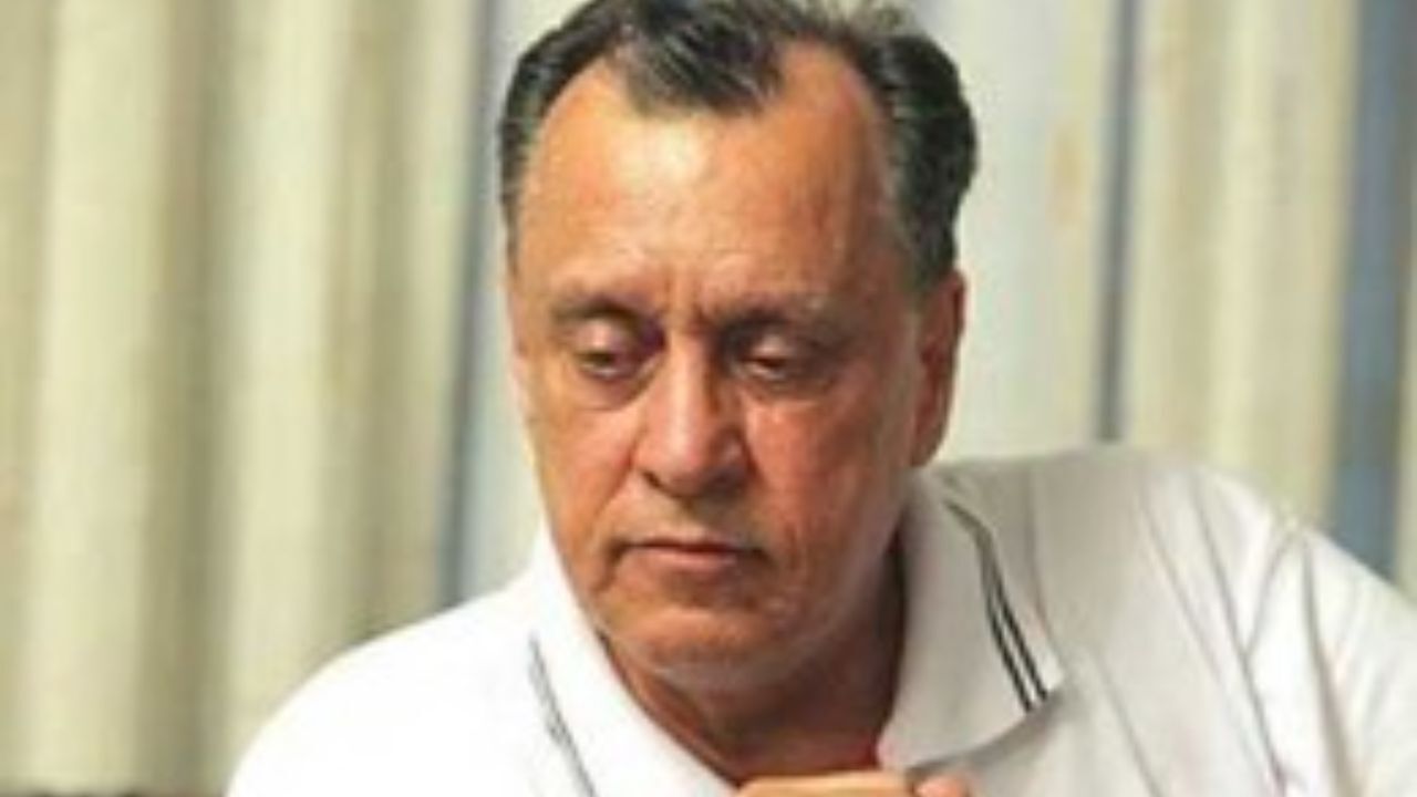 پاسخ تند علی عباسی به «بهمن فرمان‌آرا»