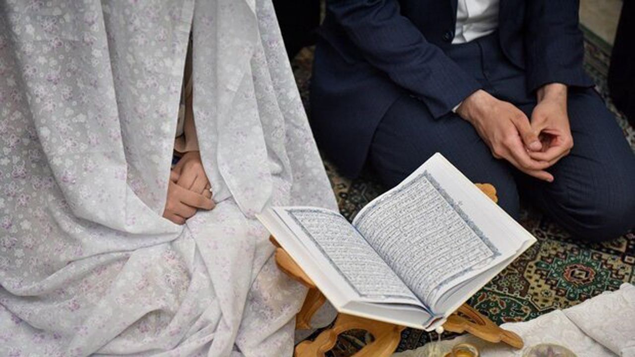 جوانان توقعات خود از ازدواج را با شرایط اقتصادی جامعه متناسب کنند