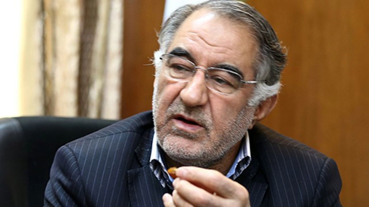 فرد اصلح باید براساس تخصص و تجربه انتخاب شود نه دوستی