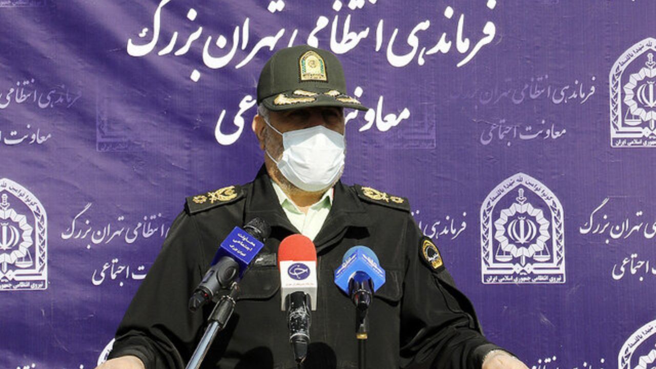 هشدار به واحدهای صنفی نقض کننده پروتکل‌ها/ پلیس تا پایان کرونا در کنار کادر درمان است