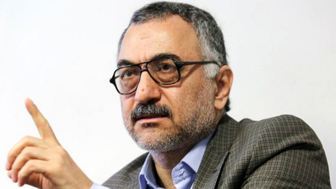 باید چوب در آستین کسی که فایل صوتی ظریف را پخش کرده، کرد
