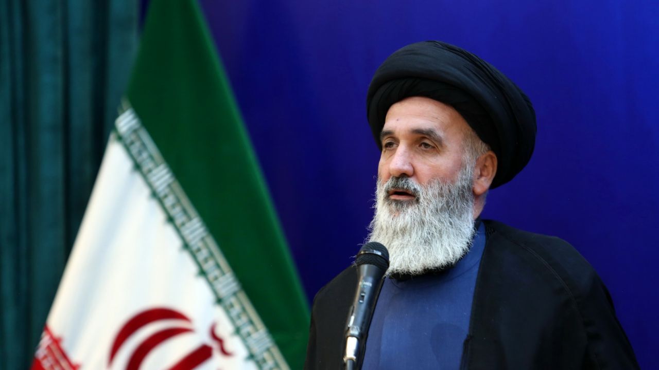 ارتش و سپاه دو بازوی قدرتمند نظام اسلامی است / سپاه نیروی قدرتمند منطقه‌ای و بین المللی است