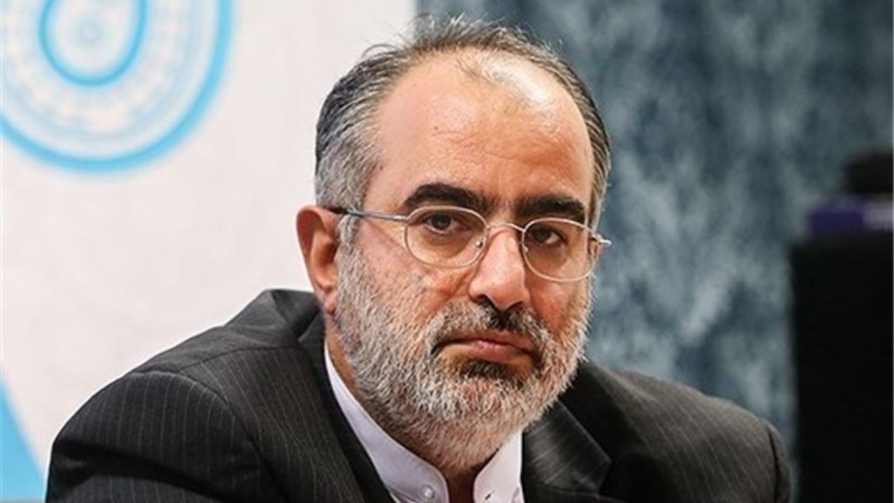 توصیه آشنا به منتقدان: جای ⁧قوه‌ قضاییه⁩ حکم قطعی در مورد اشخاص حقیقی و حقوقی صادر نکنید