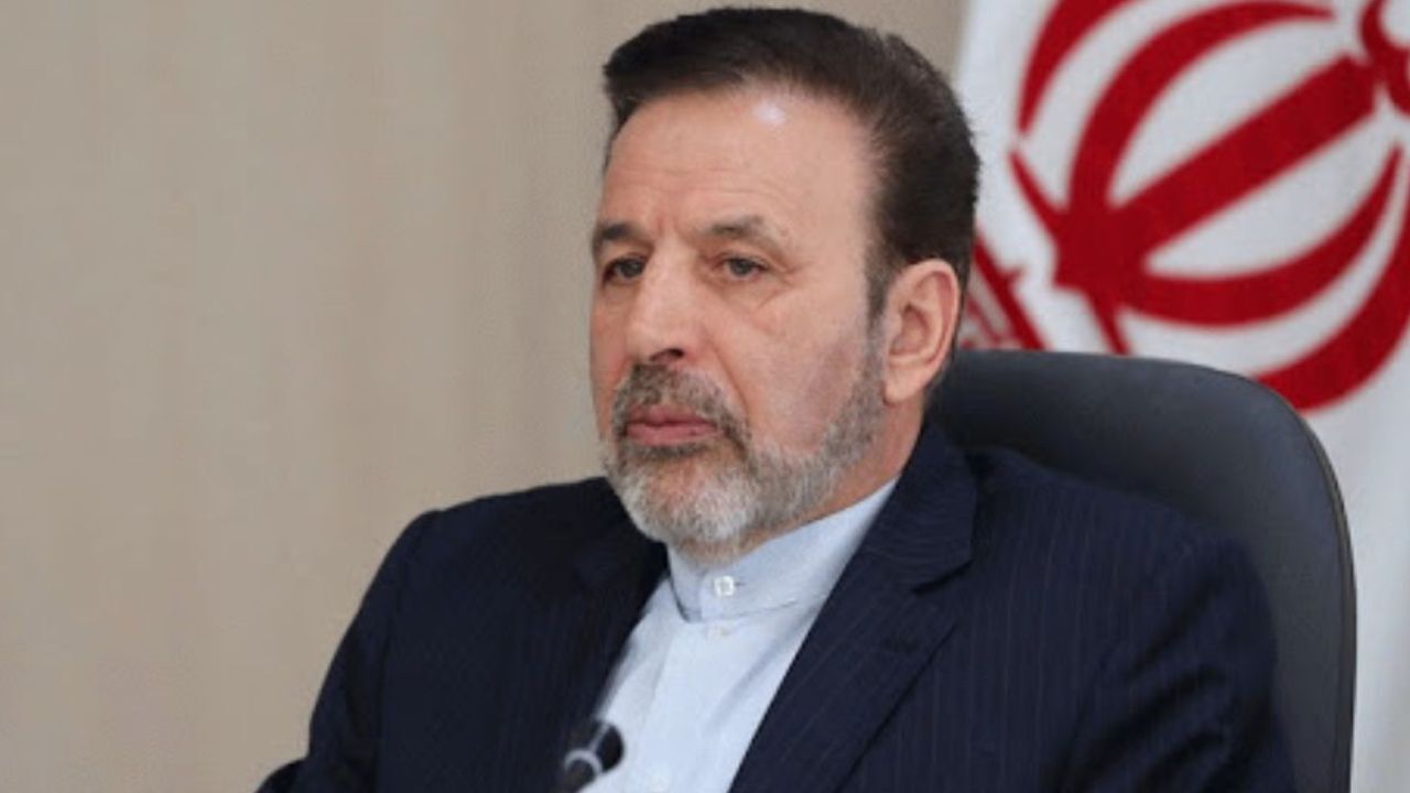 در کنار واکسن ایرانی، از روسیه هم وارد می‌کنیم/ روال خوبی برای واردات واکسن شروع شده است