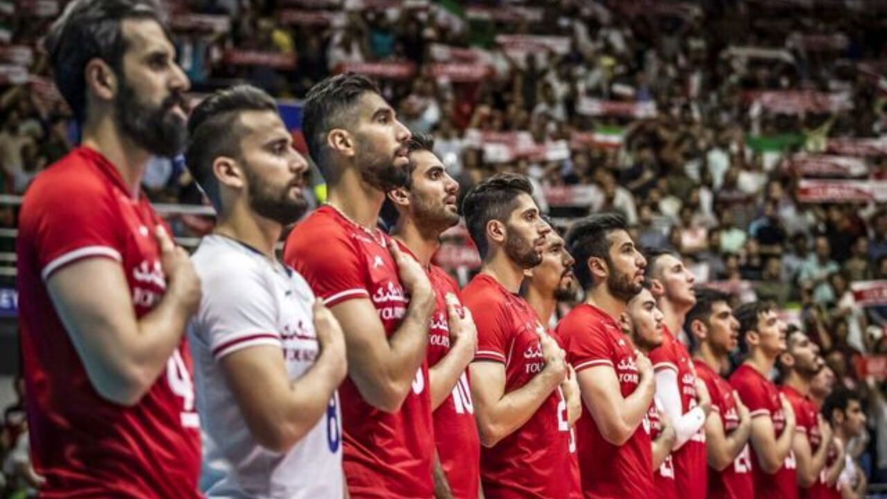 گاف عجیب فدراسیون والیبال در ماجرای همراه بردن 165 هزار یورو به فرودگاه