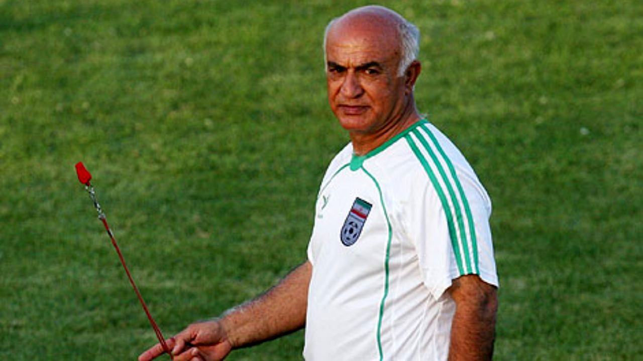 کدام پاداش؟ می‌توانید از ملوانی‌ها سوال کنید!/ یک مقدار نگران بازی با بحرین هستم/ شانس پرسپولیس بیشتر از سپاهان است