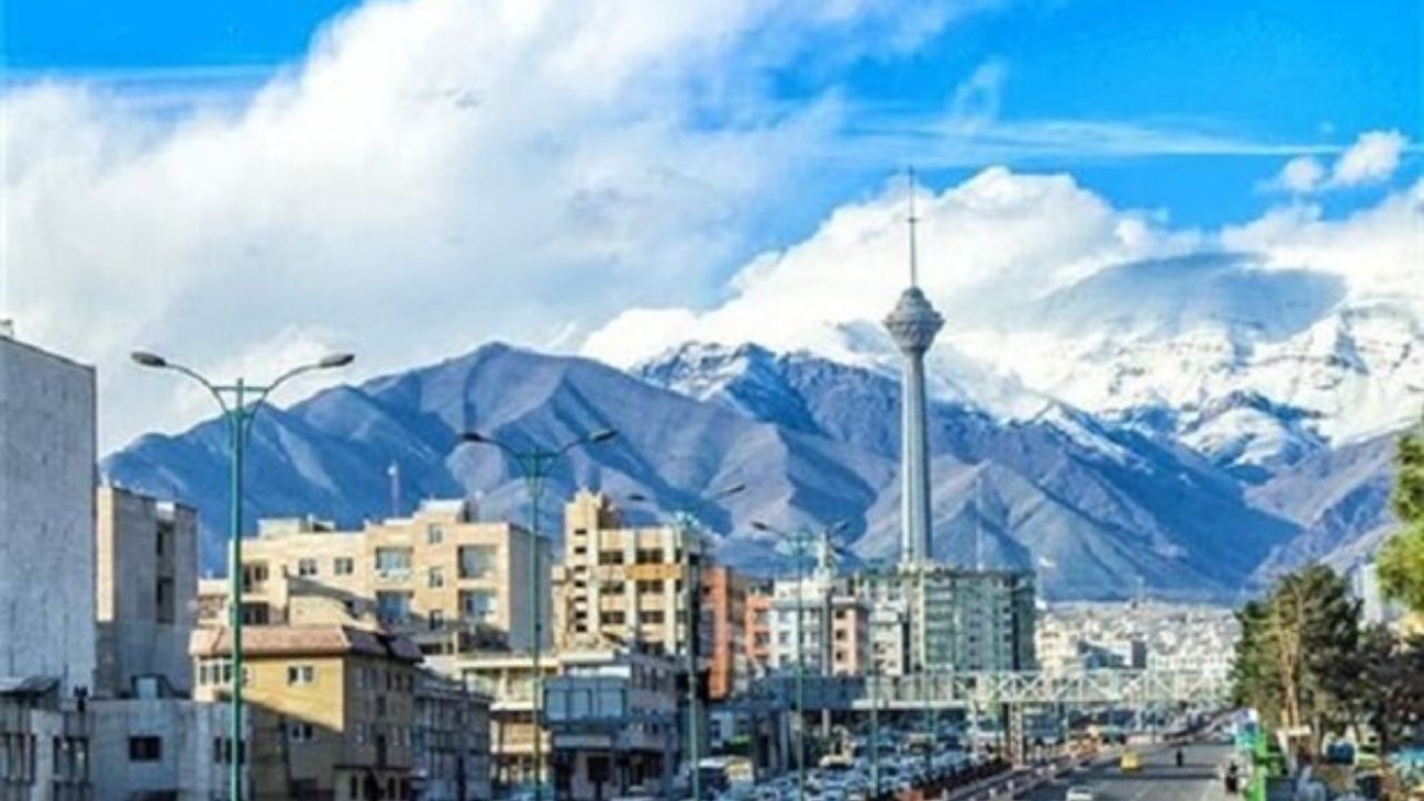 هوای تهران در شرایط سالم است