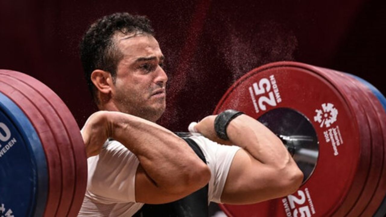 وضعیت مبهم مرادی و رستمی با با وجود اعلام لیست فدراسیون جهانی وزنه‌برداری