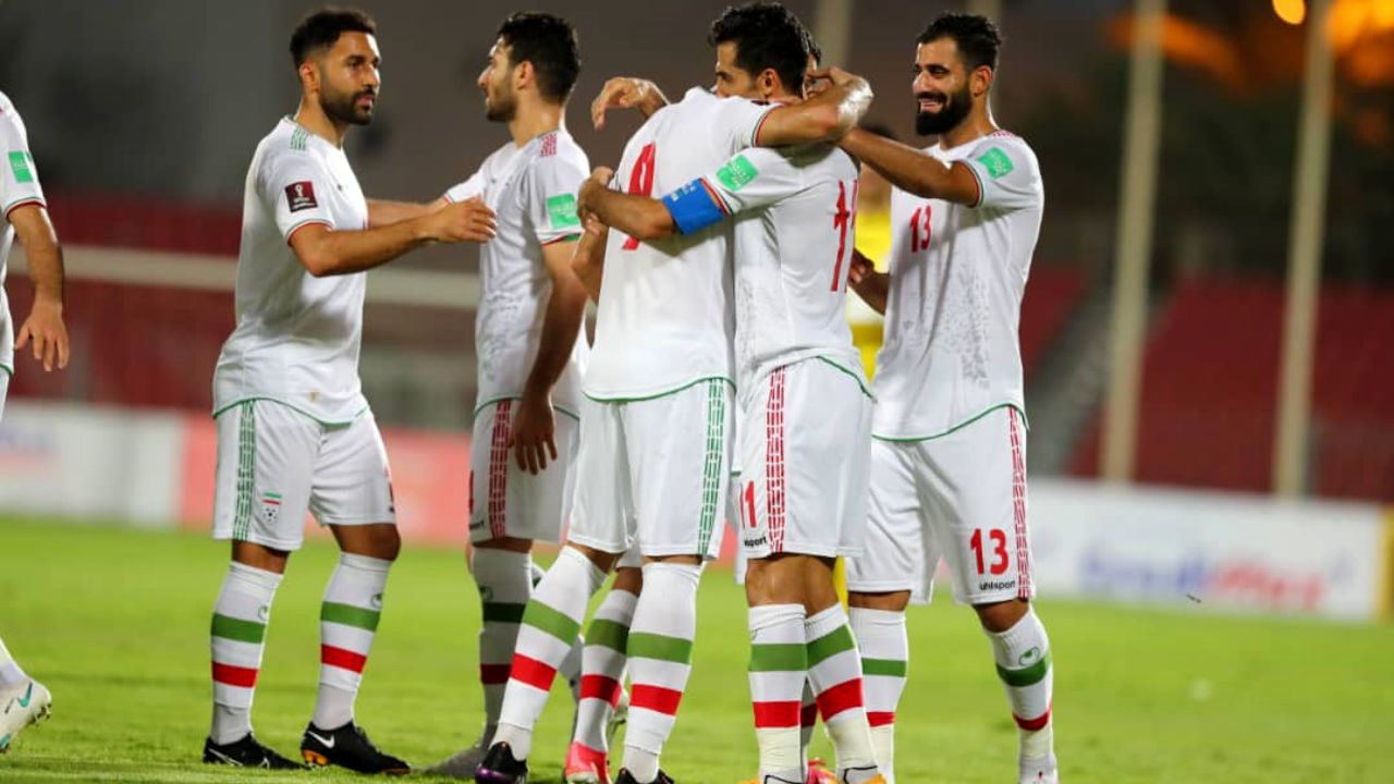 به بهانه پیام تبریک وزیر ورزش پس از برتری برابر بحرین؛ سقف آرزوهایتان را بالا ببرید