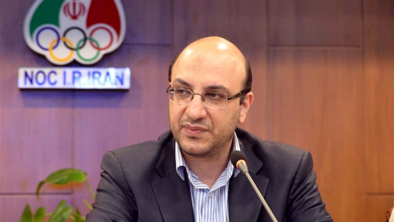 مشکل استقلال تا چند روز دیگر حل می‌شود/ سعی می‌کنیم تا پایان دولت فدراسیونی بلاتکلیف نماند