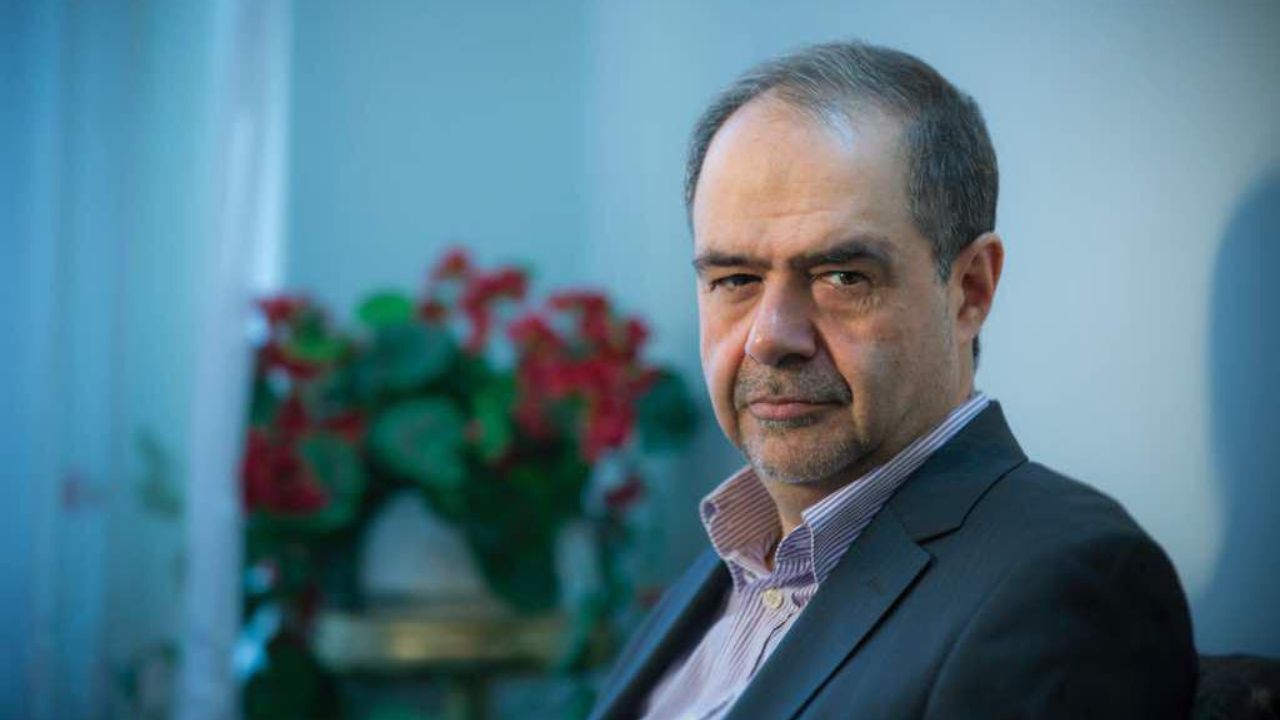 سیاست خارجی در مناظره‌های نامزدهای انتخاباتی؛ مواضع و ابهامات ترسناک/ هیچ رویدادی پس از پایان جنگ تحمیلی، به اندازه ارجاع پرونده هسته‌ای ایران به شورای امنیت به توسعه ملی ایران لطمه نزده، اقتصاد کشور را فلج نکرده و رنج زندگی و فلاکت مردم ایران را افزون نک
