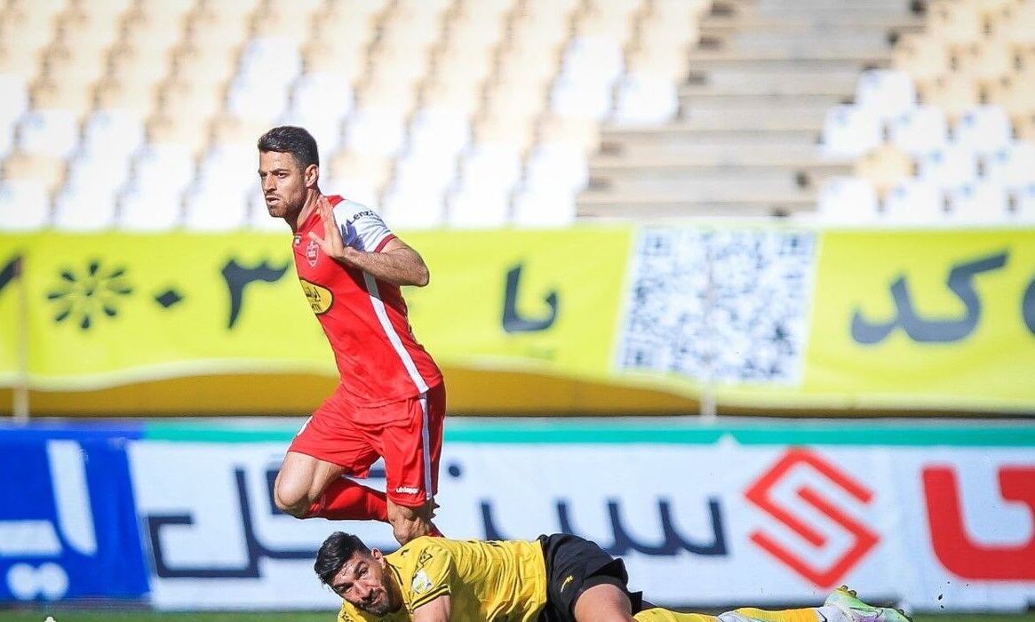 ستاره جدا شده پرسپولیس شاگرد یک استقلالی می‌شود
