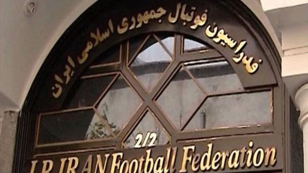 اقدام فوری مجلس برای حل بحران فوتبال