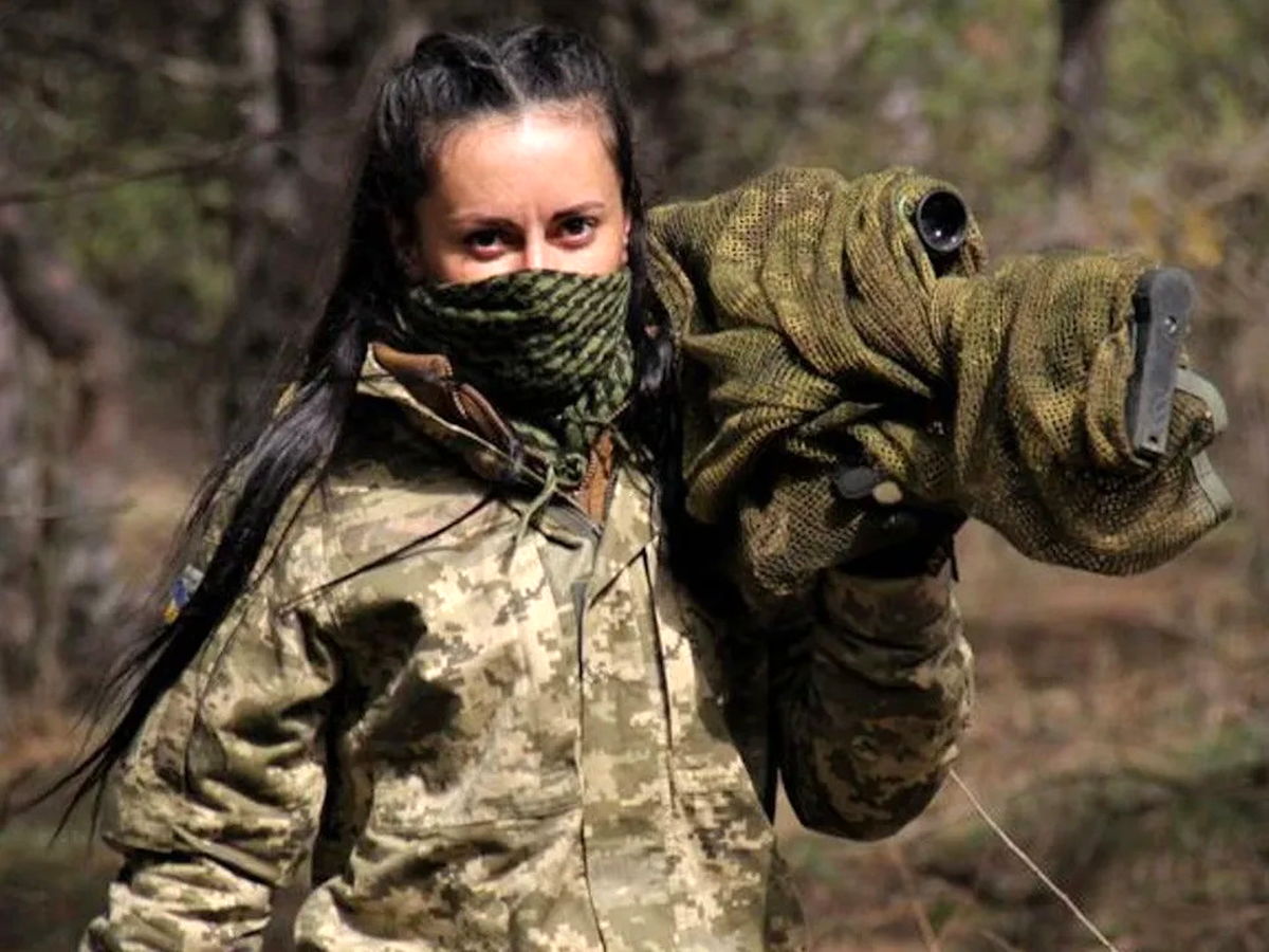 Маня уголек снайпер. Viper Hood. Накидка маскировочная Химера. Viper Hood выкройка. Viper-Hood Roco.