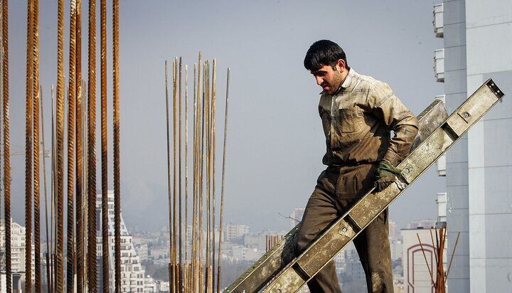 کاهش ساعت کاری شامل کارگران هم می‌شود؟