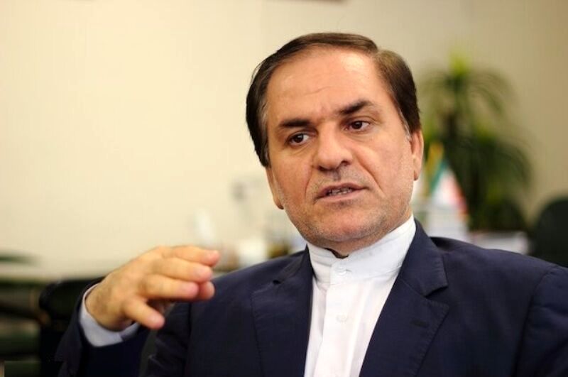 رفتار دوگانه نظام سلطه ناشی از ماهیت باطل آنهاست