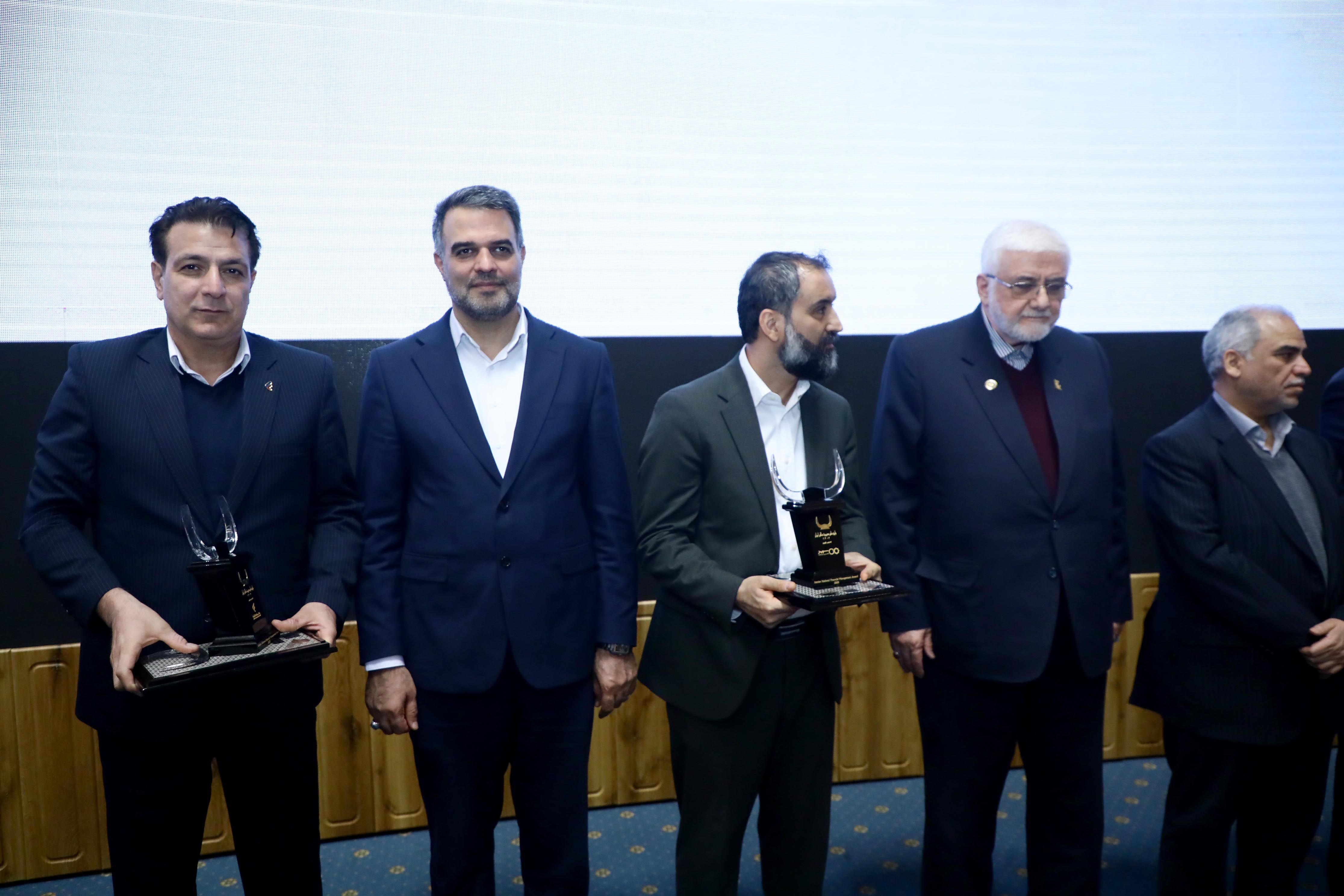 جایزه ملی مدیریت مالی ایران به بانک رفاه کارگران تعلق گرفت
