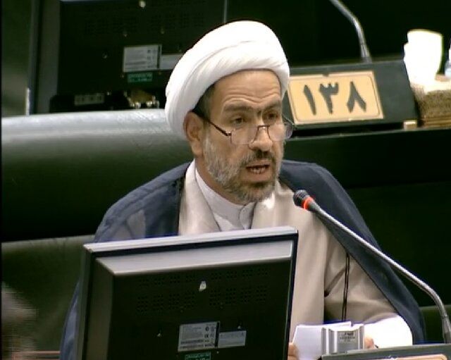جامعه متدین می‌خواهد بداند اقدامات درباره حجاب کِی قرار است عملیاتی شود