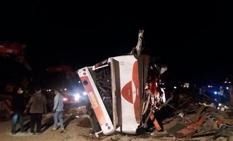 واژگونی خودروی اتباع بیگانه در جاده خاش