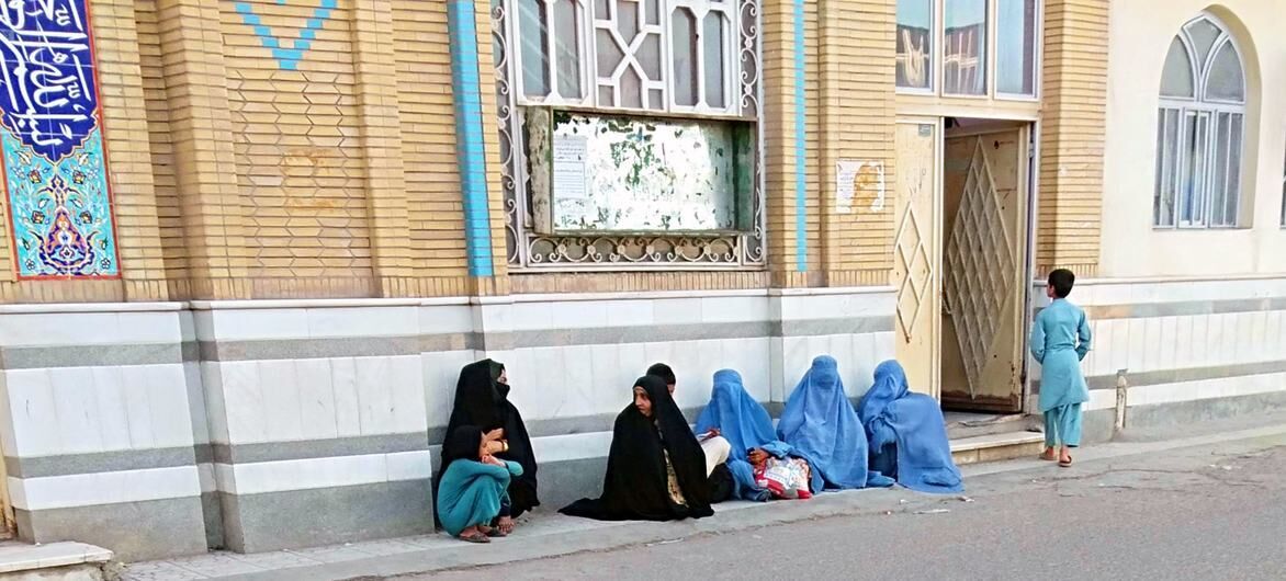 مردم افغانستان تاریک ترین لحظات را در یک نسل تجربه می کنند