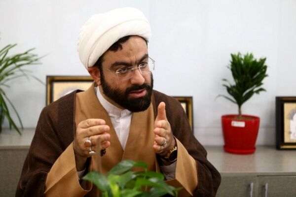 دخترانِ دبیرستانی می‌توانند ازدواج کنند/ طرفدار تاهل از روی بلوغ هستیم