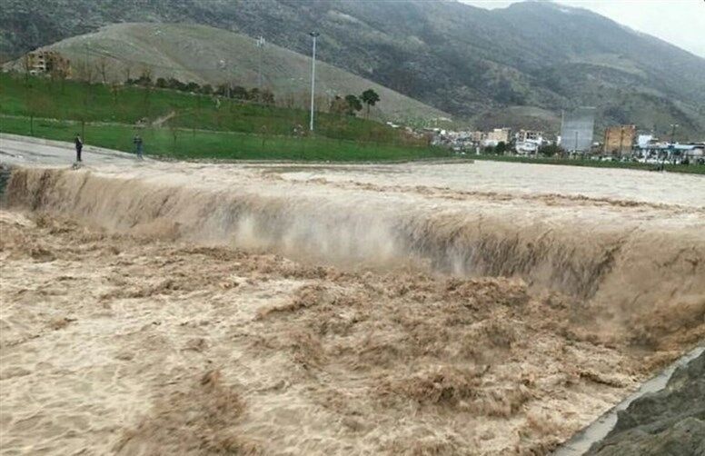 آماده‌باش منطقه ۵ تهران در پی سیلاب احتمالی