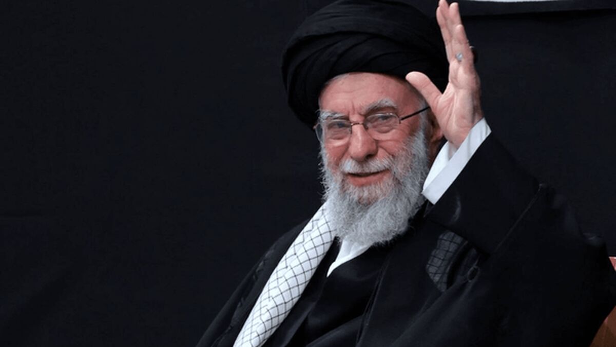 روزنامه اصولگرا: انتقام خون رهبر شهید تنها با ابزار نظامی محقق نمی‌شود؛ باید از ابزار حقوقی و دیپلماسی استفاده کرد