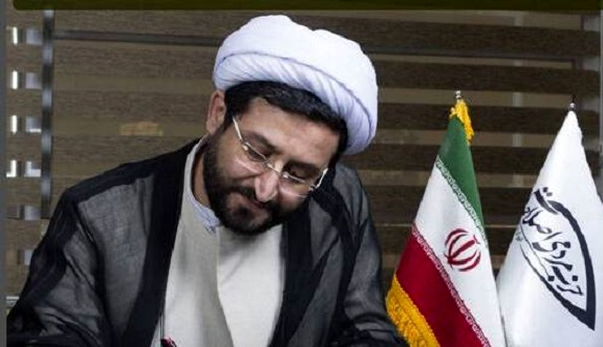 زارع فومنی بازداشت شد

