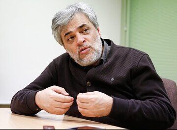 یک وکیل دادگستری دیروز روانه زندان شد؛ یک طرف دعوا سعید مرتضوی است و طرفی دیگر وکیلی شریف!