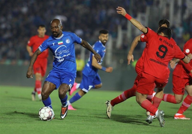 تراکتور - استقلال در نقش جهان اصفهان؟
