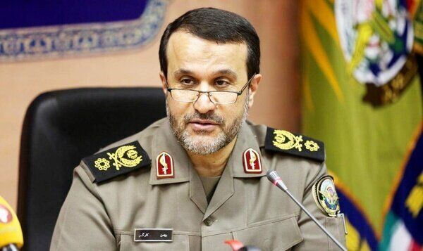 دیدار مقام معظم رهبری با تعدادی از فرماندهان و رزمندگان در روز ۳۰ شهریور