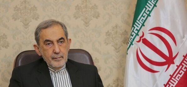 ولایتی: نیروهای خارجی باید منطقه را ترک کنند