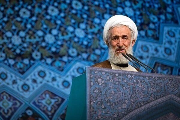 اولین خطبه کاظم صدیقی بعد از ماجرای زمین ازگل؛ دشمنان من را نمی‌زنند مردم را می‌زنند، اما تاثیری در بصیرت‌شان نداشت از مردم و رهبر انقلاب عذرخواهی می‌کنم