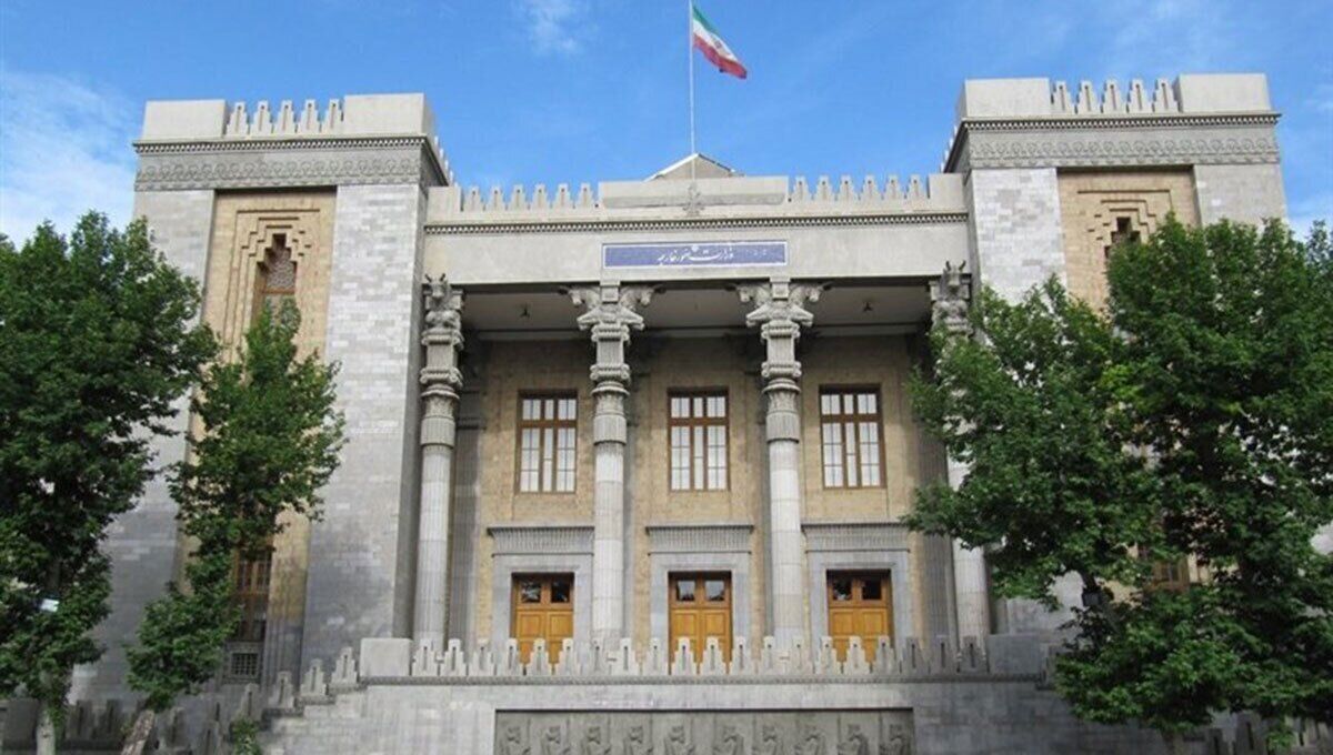 ادعای یک روزنامه: این روزها خبری به گوش می‌رسد که حکایت از فعال بودن دولت سایه در پشت ‌پرده تصمیمات وزارت امور خارجه دارد
