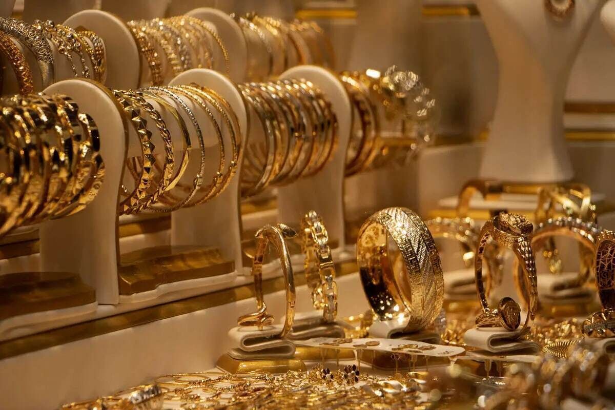 پیش‌بینی قیمت طلا در سال ۱۴۰۴؛ قیمت طلا به چند می‌رسد؟