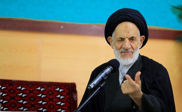 پیشنهاد عجیب امام جمعه بیرجند: به بی‌حجاب‌ها خدمات داده نشود!