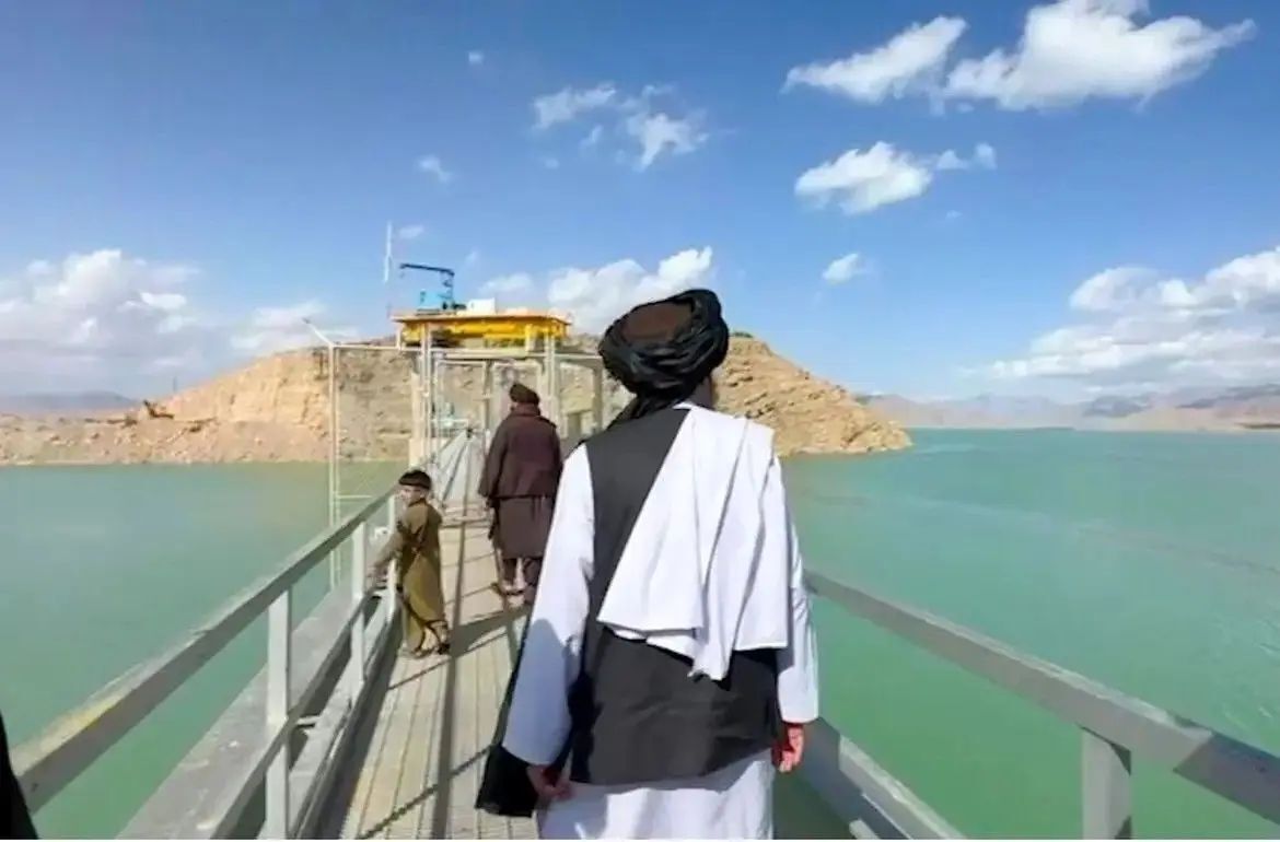 بقایی: در موضوع حقابه، نسبت به عملکرد افغانستان ناراضی هستیم/ نبود موافقت‌نامه‌ مکتوب، به معنای فقدان قانون نیست، طرف بالا دست ملزم به رعایت تعهدات خود است