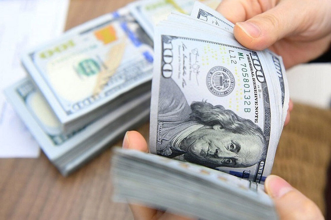 واکنش مثبت دلار به خبر تبادل زندانیان سیاسی آمریکا و آزادسازی پول‌های بلوکه‌شده ایران در کره‌جنوبی